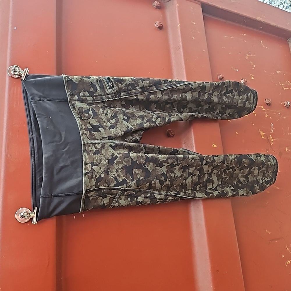 Lululemon Leggings no tag (xs)